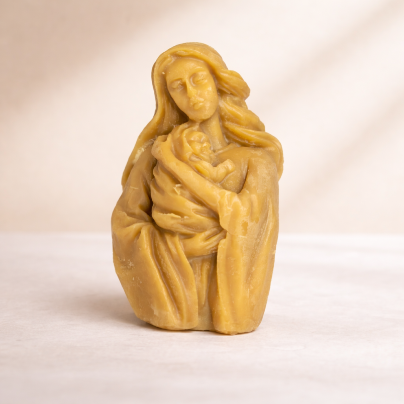 Vela Escultórica de Cera de Abeja – Madre con Niño