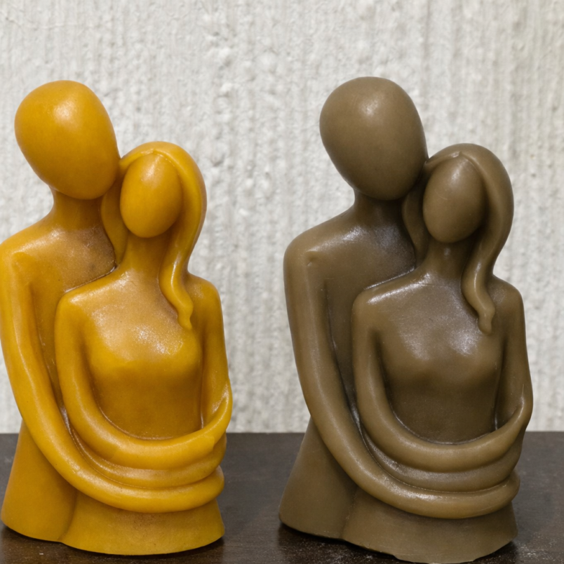 Escultura Amor Eterno en Cera Natural – Del&Bee